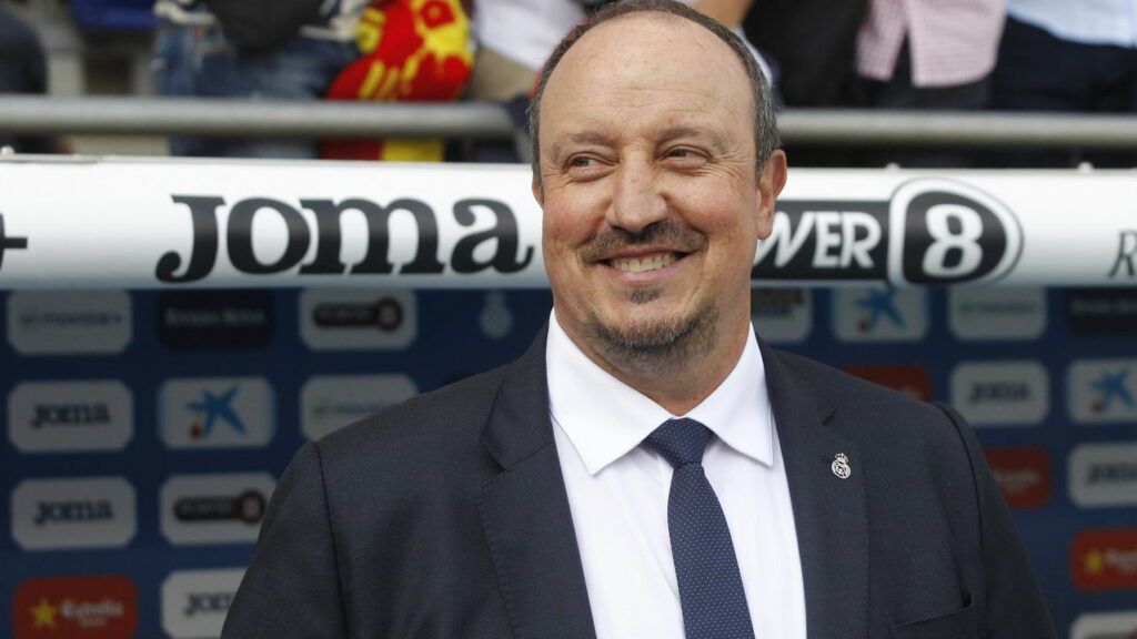 Botafogo mira ex-técnicos de Barcelona e Real Madrid