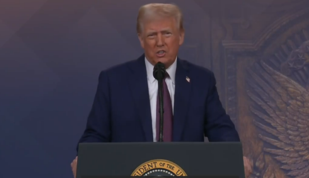 O plano de Trump para convencer empresas a fabricar nos EUA