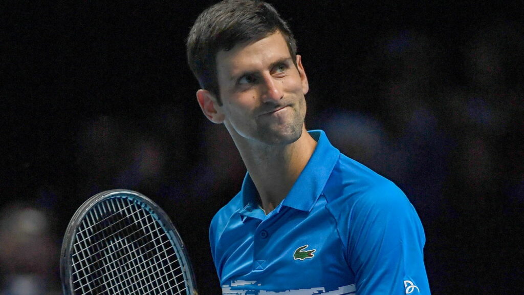 Djokovic abandona semifinal do Australian Open e deixa publico em choque