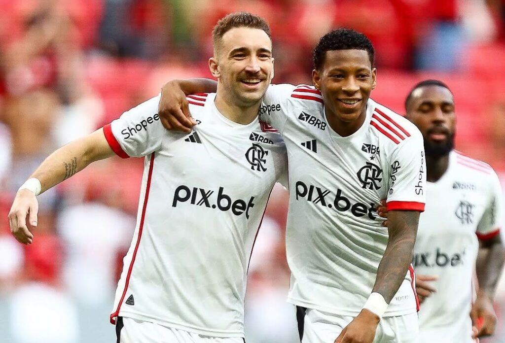 Flamengo vence o Volta Redonda na estreia do time titular