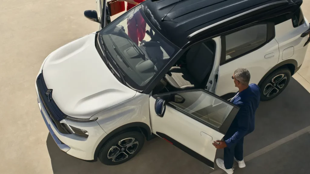 O SUV com 493L de porta-malas e até 7 lugares que cabe no bolso de quem precisa de espaço em 2026