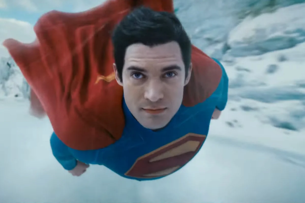 Novo Superman de James Gunn ganha data de lançamento e cena inédita