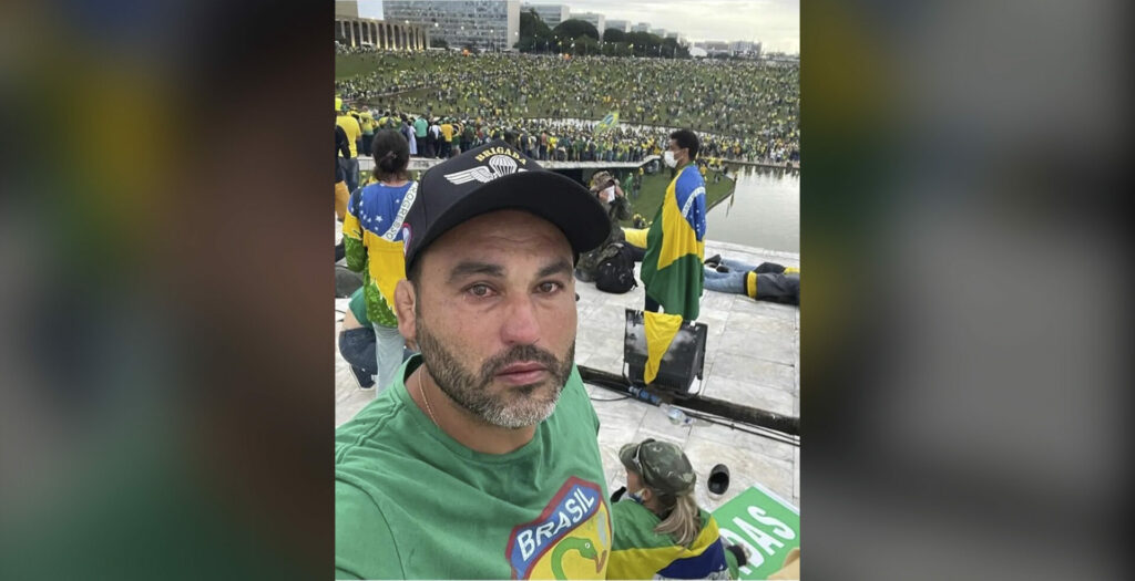 STF forma maioria para tornar primo de Carluxo réu por 8/1