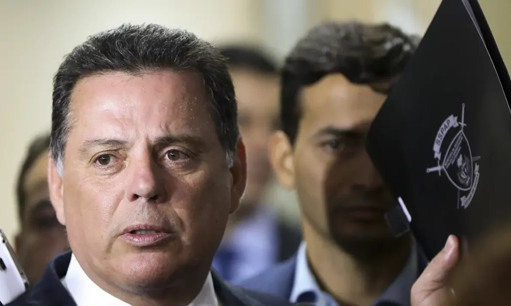 Perillo atribui investigações a perseguição de Caiado