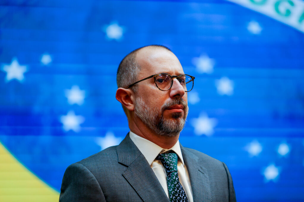“Conversa de boteco”, diz ministro da CGU sobre pesquisa de corrupção