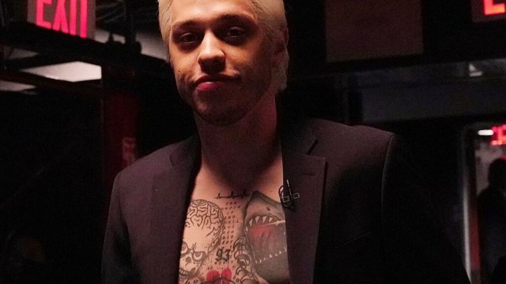 Pete Davidson: O “Namorado Oficial” da Reformation