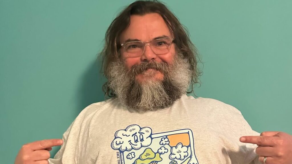 Selton Mello e Jack Black divulgam “Anaconda” cantando