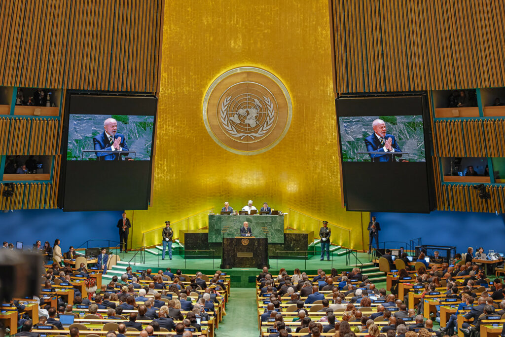 Crusoé: Brasil não condena Rússia na ONU