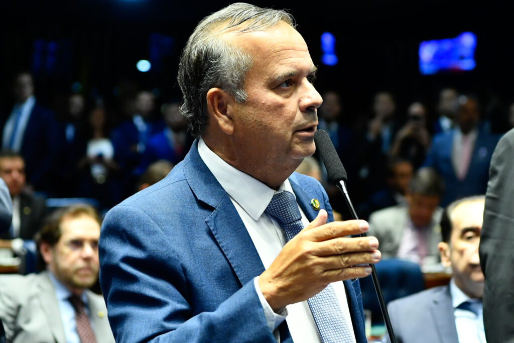 Líder da oposição no Senado aciona TCU sobre ‘quentinhas invisíveis’