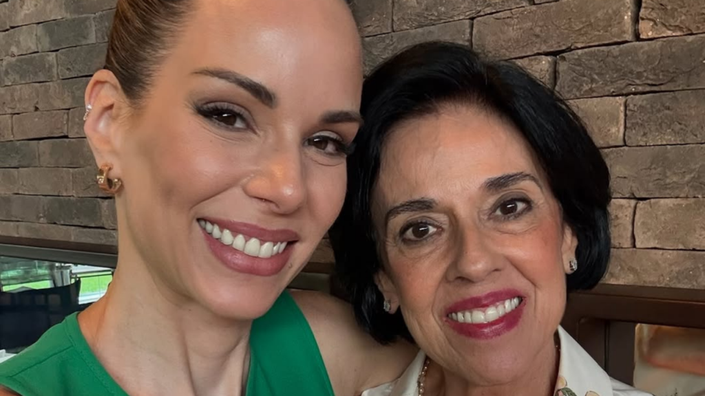 Ana Furtado celebra aniversário da mãe e posta foto rara