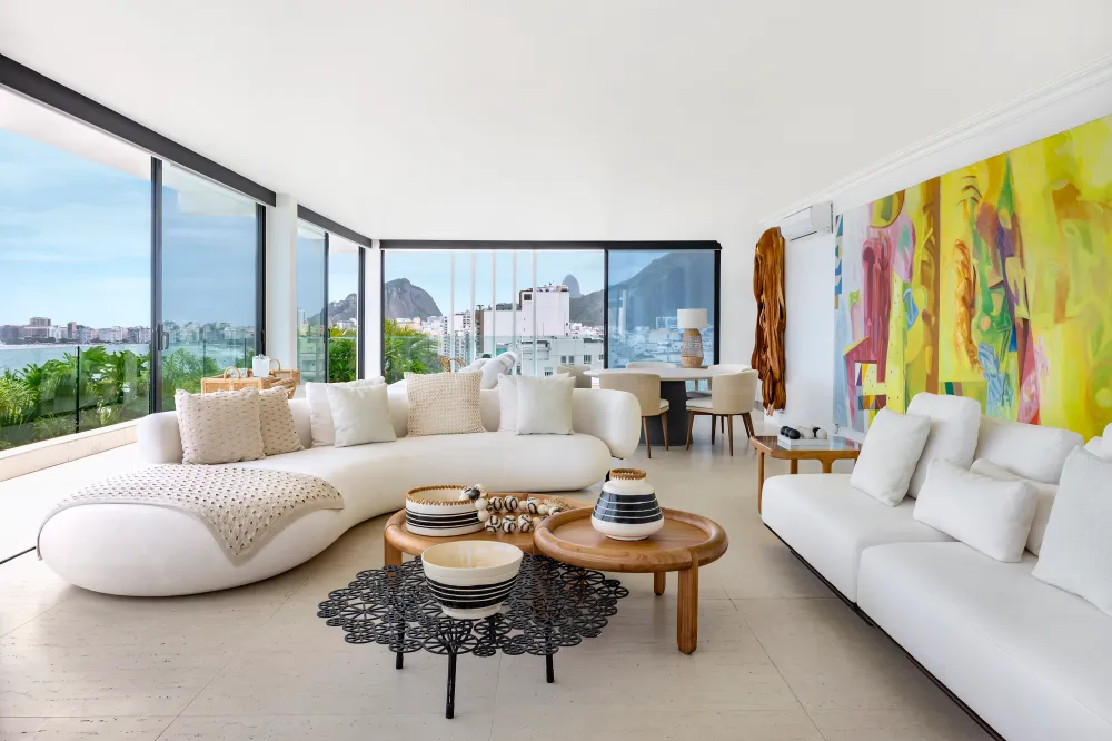 Anitta coloca cobertura de luxo para aluguel durante Carnaval do Rio. Quer saber por quanto?