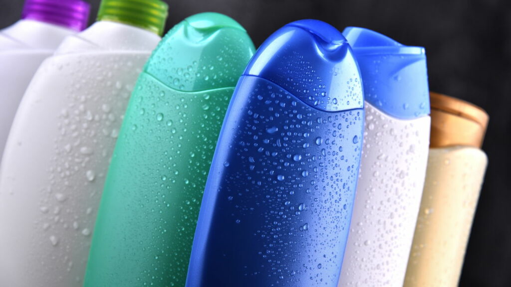 Anvisa suspendeu venda de shampoo de marca famosa