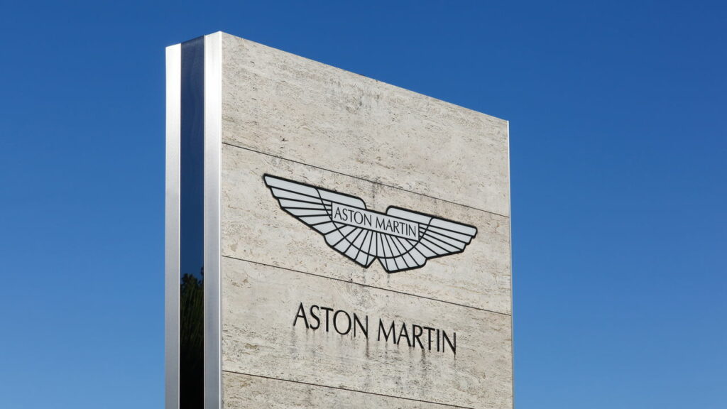 Aston Martin se prepara para entrar no mercado de carros elétricos