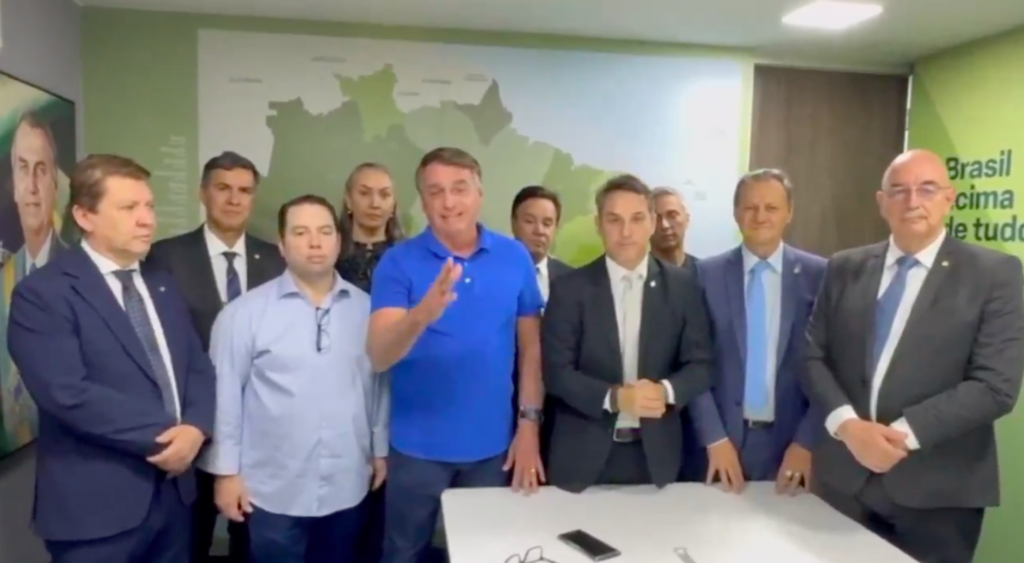 Bolsonaro convoca manifestação para São Paulo