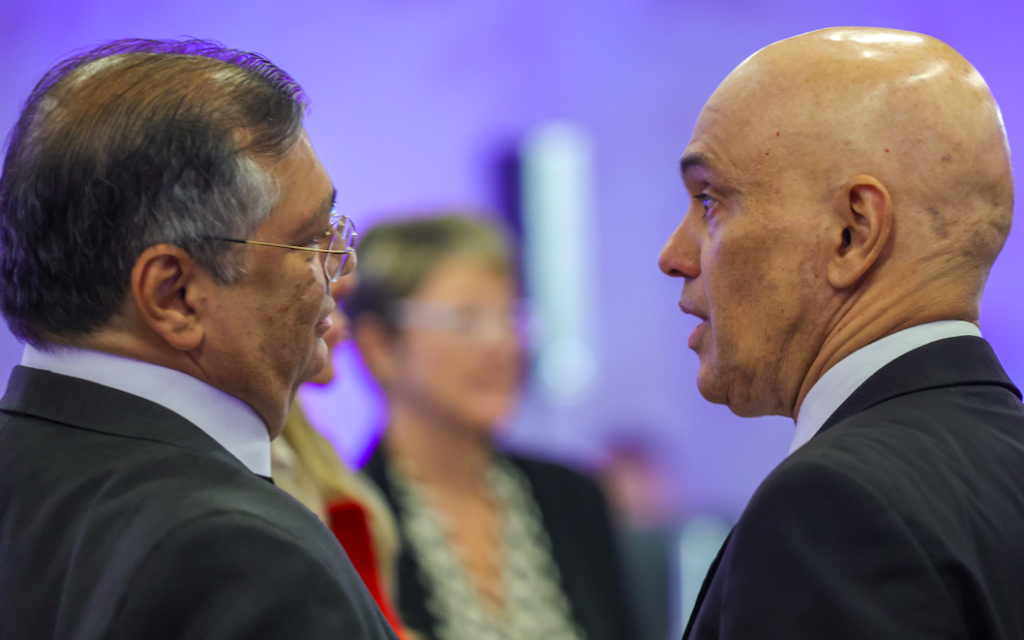 Dino defende Moraes após cobrança pública do governo Trump