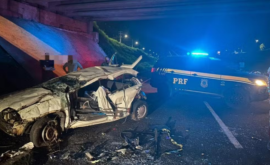 Acidente na BR-367 em Maringá deixa 2 mortos