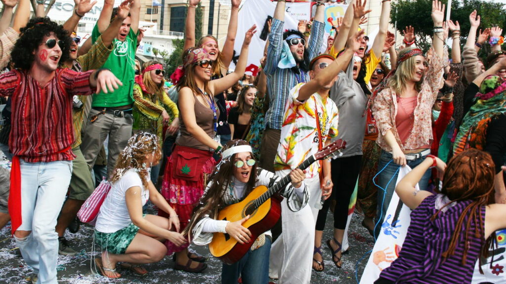 Carnaval chegou! Veja o que abre e fecha