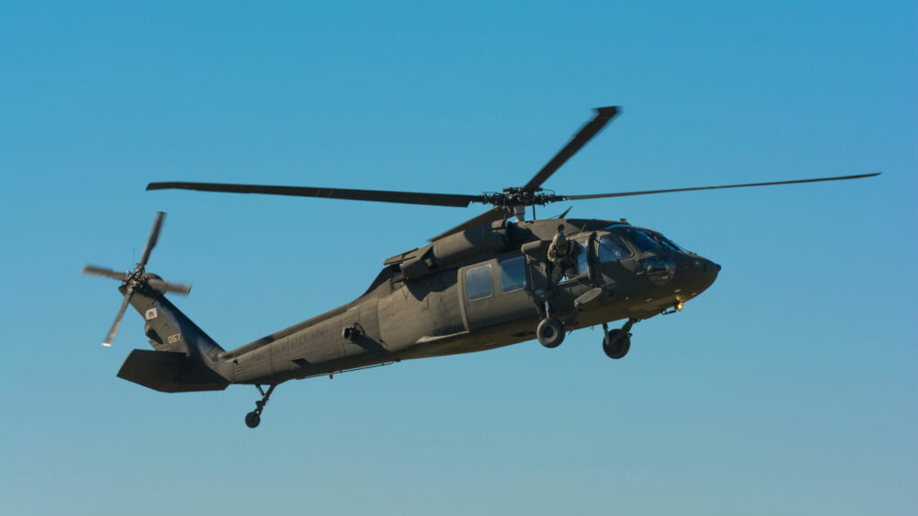 Conheça os modelos do avião e helicóptero envolvidos em acidente aéreo nos EUA