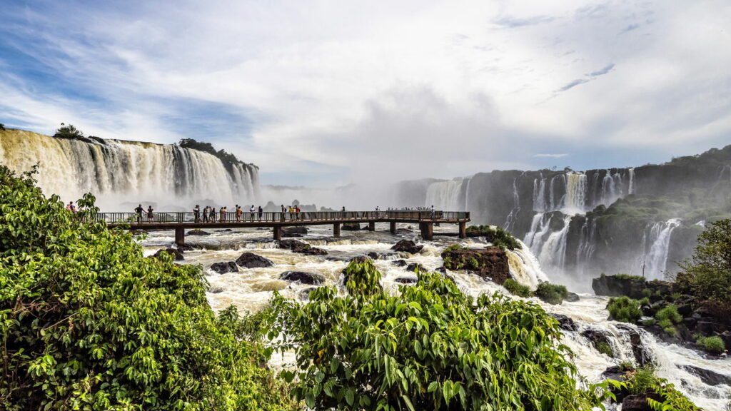 Estas cidades brasileiras estão bombando no turismo e viraram febre entre viajantes