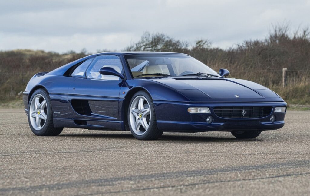 Ferrari de Schumacher modelo F355 GTS vai a leilão