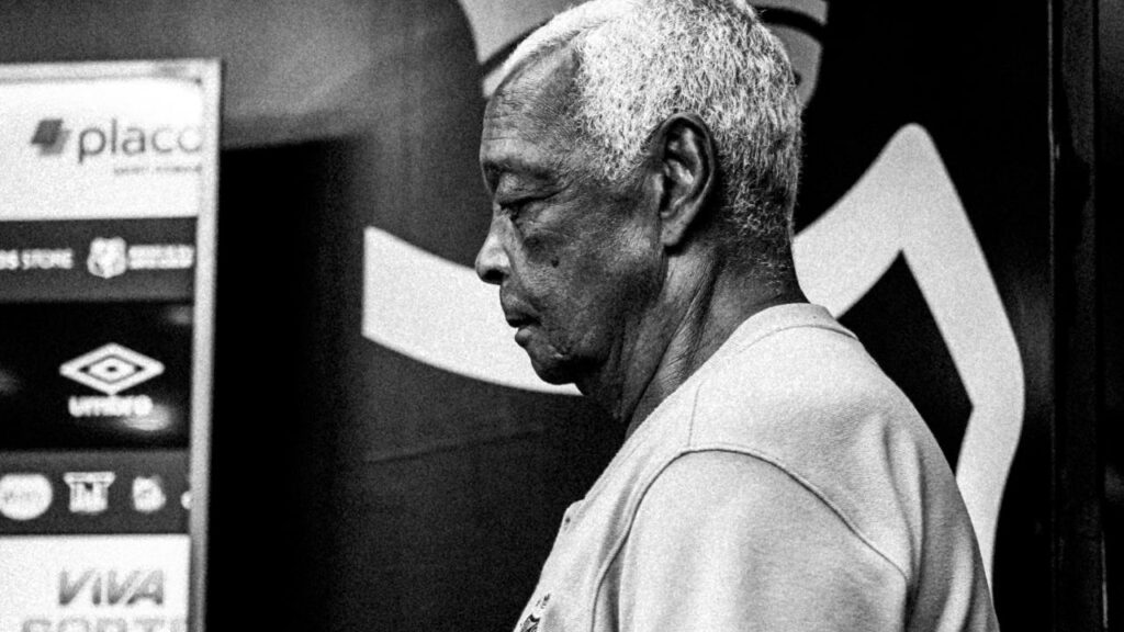 Ídolo do Santos FC morre aos 82 anos