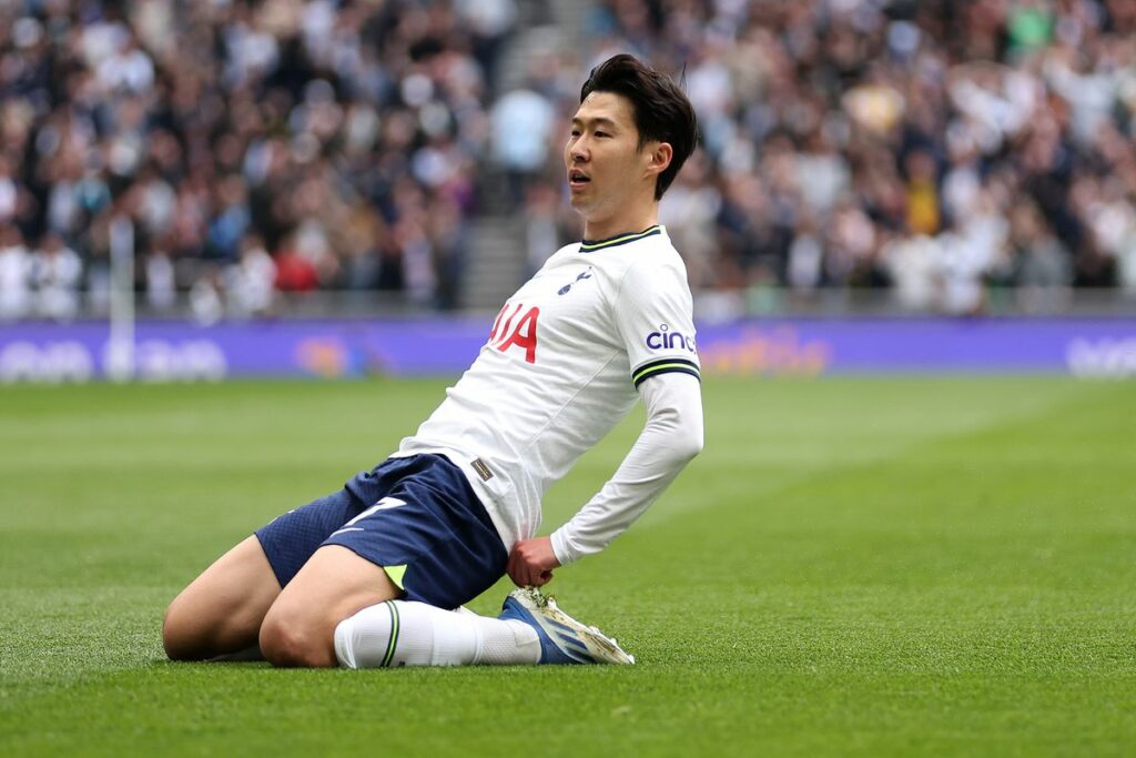 Crusoé: Premier League chega à Coreia do Norte (censurada)