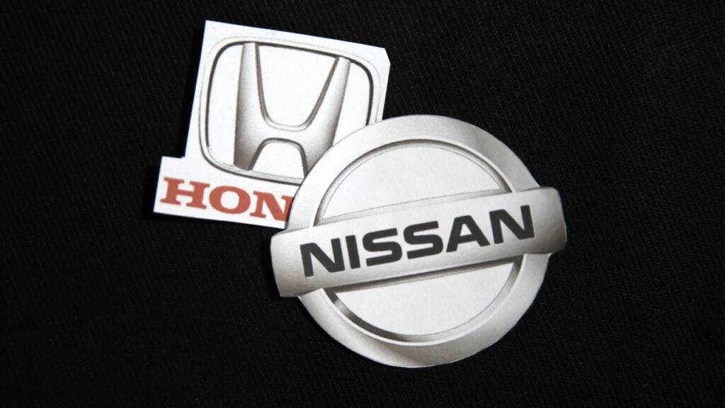 Honda e Nissan cancelam megafusão bilionária entre as montadoras