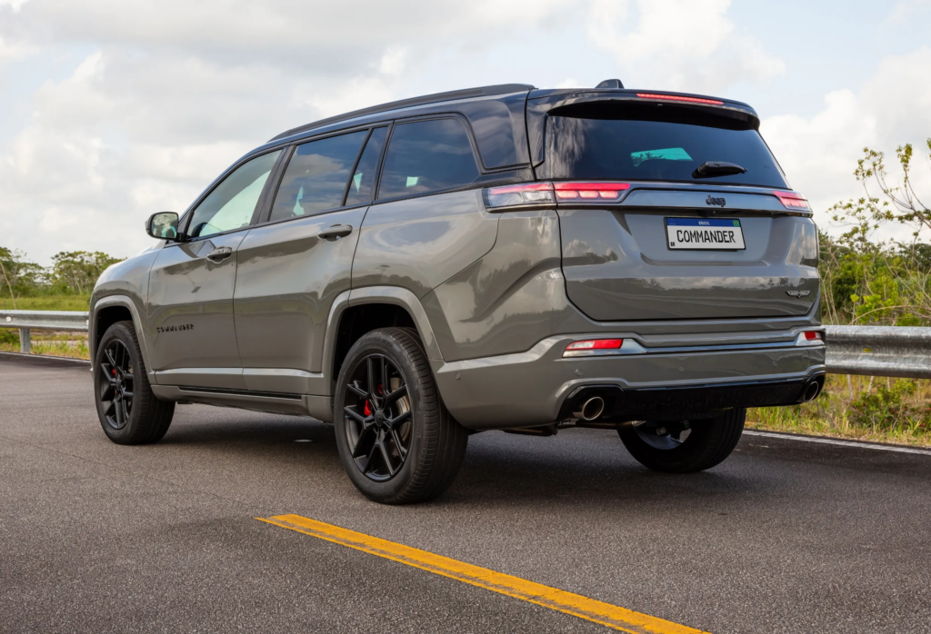 Jeep Commander 2025 vem com motor mais forte e recursos inéditos