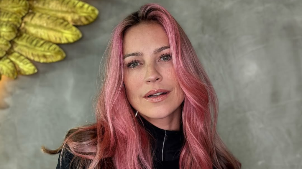 Luana Piovani explica como é morar longe do filho