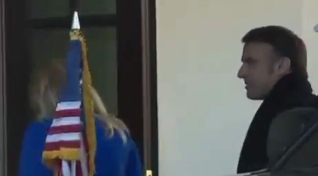 Macron chega à Casa Branca com plano europeu para defesa da Ucrânia