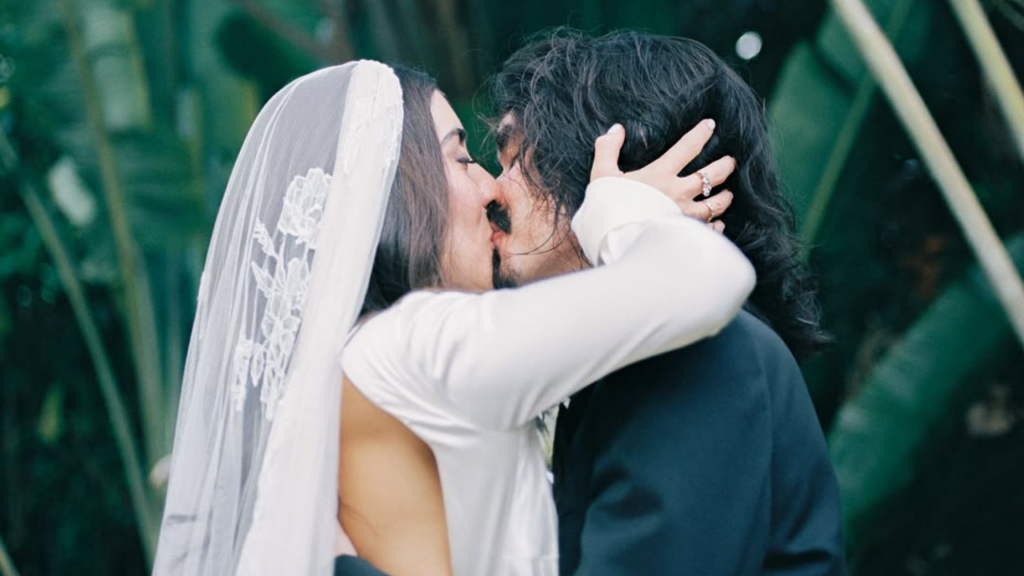 Maju Trindade celebra um ano de casamento