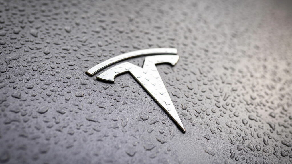 Nissan busca na Tesla novas parcerias no setor automotivo