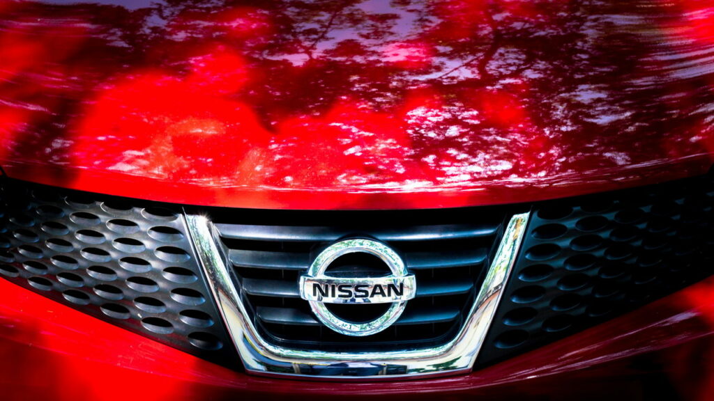 Nissan busca na Tesla novas parcerias no setor automotivo