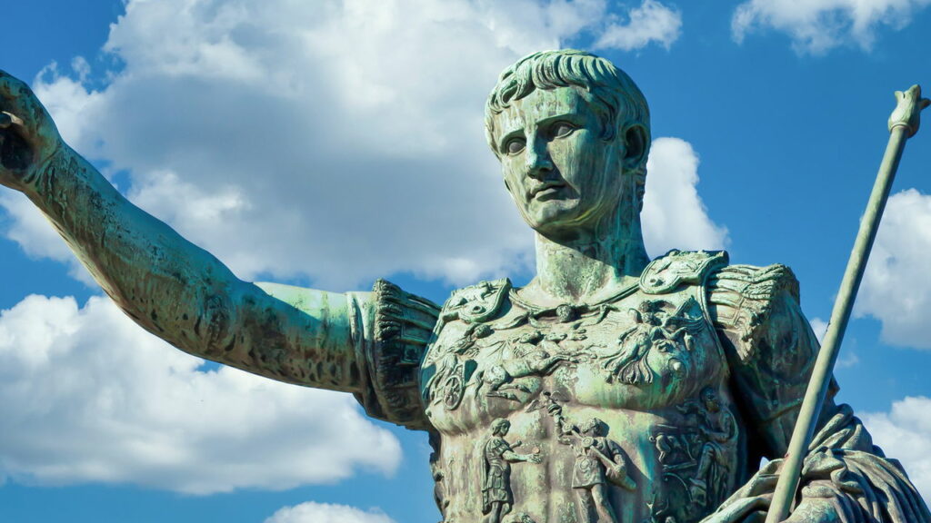 Nomes de meninos inspirados em grandes reis da história da humanidade