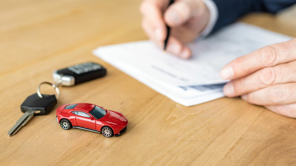 Precisa fazer a transferência do carro? Veja como