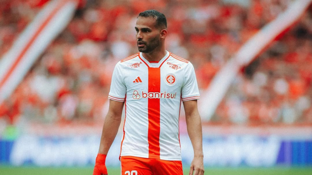 Internacional acerta venda de Thiago Maia ao Santos