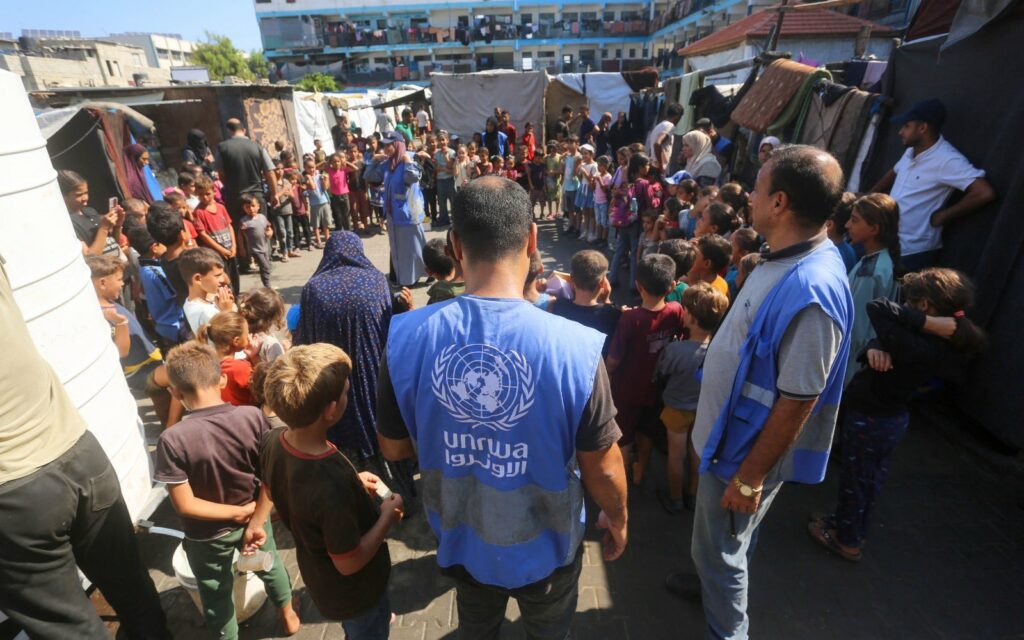 Crusoé: Cresce pressão contra agência da ONU em Gaza