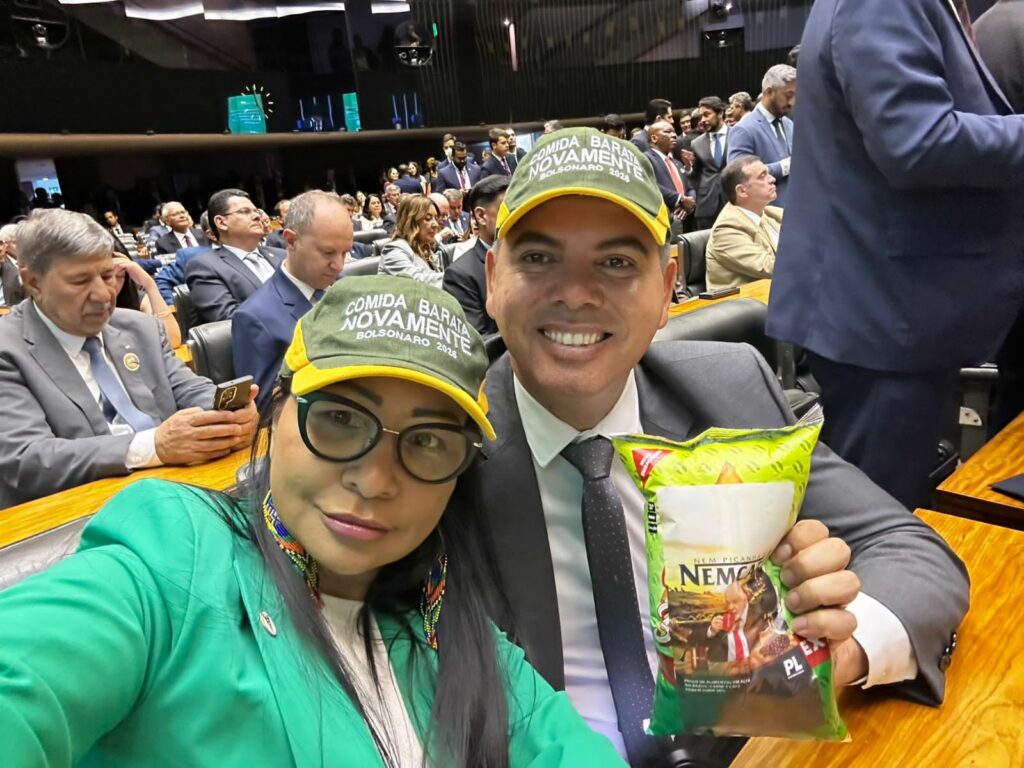 O novo capítulo da disputa na República do boné