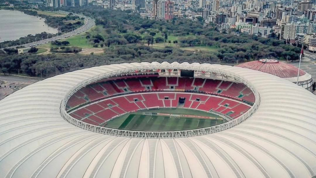 Estádio do Internacional é atingido por incêndio