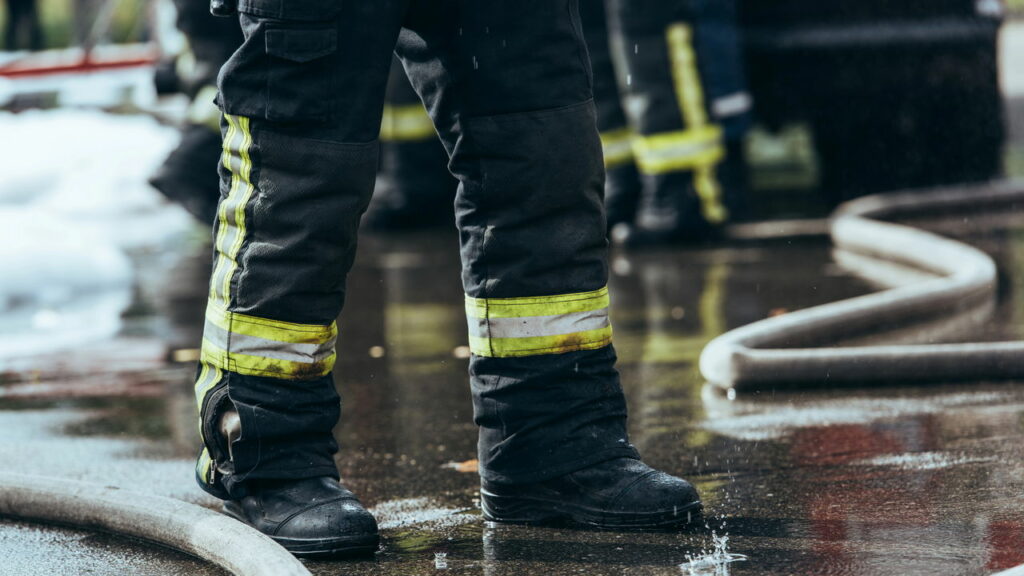 Incêndio em apartamento em Santos assusta moradores