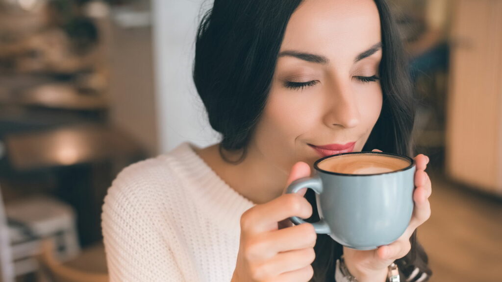O café após o almoço tem seu valor, veja os benefícios para a saúde