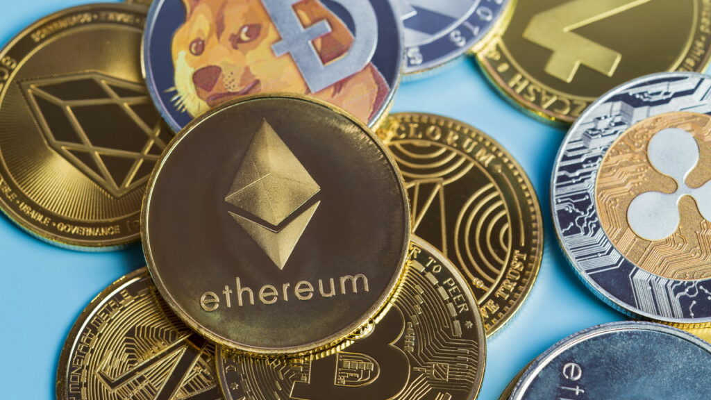 Especialistas revelam as criptomoedas com maior potencial para 2025