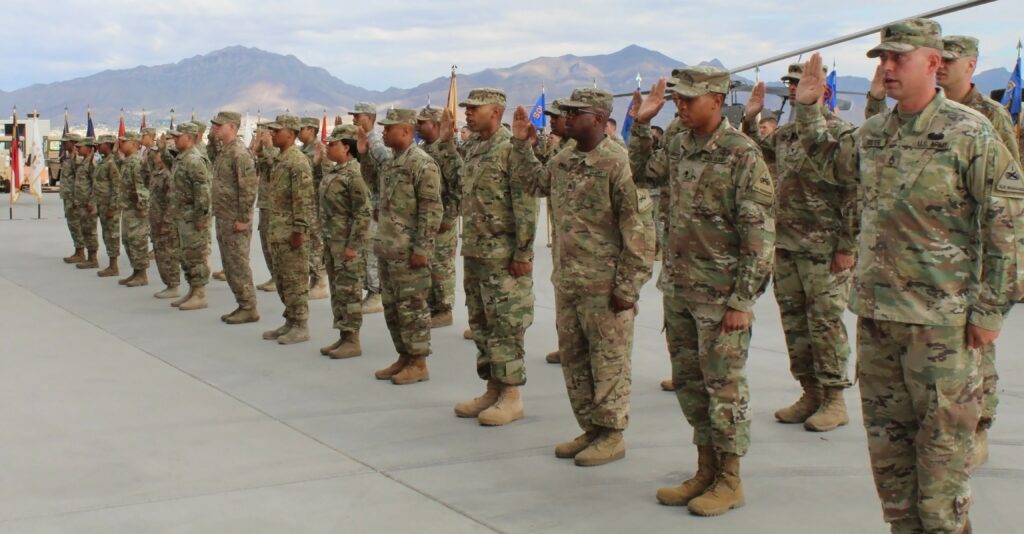 Exército americano comemora alistamento recorde