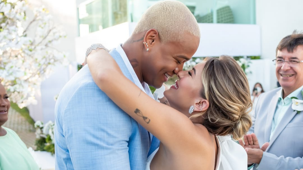 Lore Improta e Leo Santana comemoram 4 anos de casados
