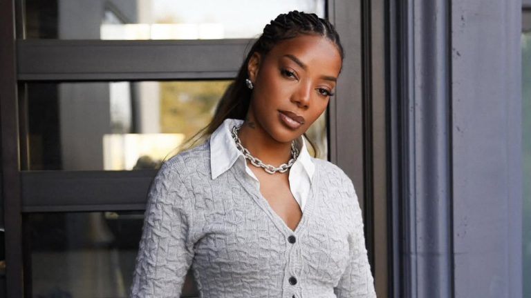Ludmilla anuncia saída das redes