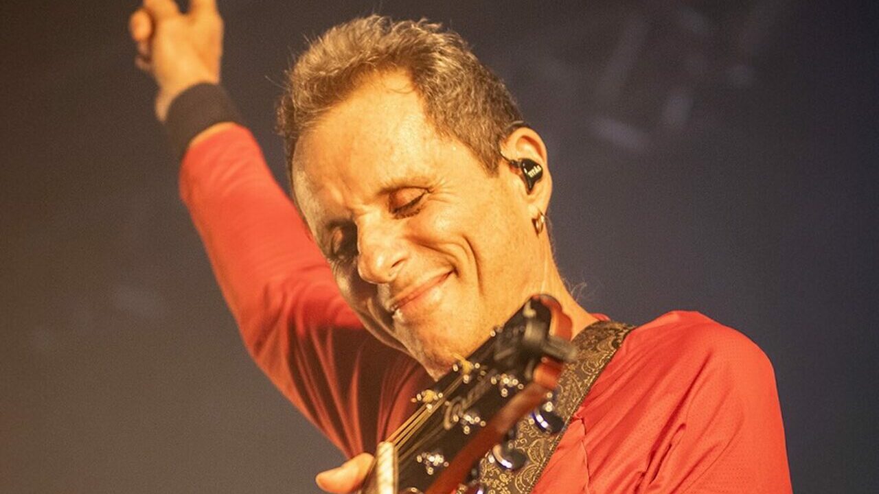 Tony Bellotto, guitarrista dos Titãs, recebe alta após cirurgia