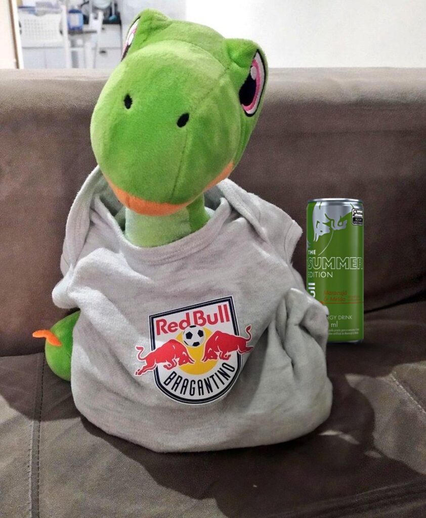 Jogadores do Red Bull Bragantino se envolvem em acidente de carro