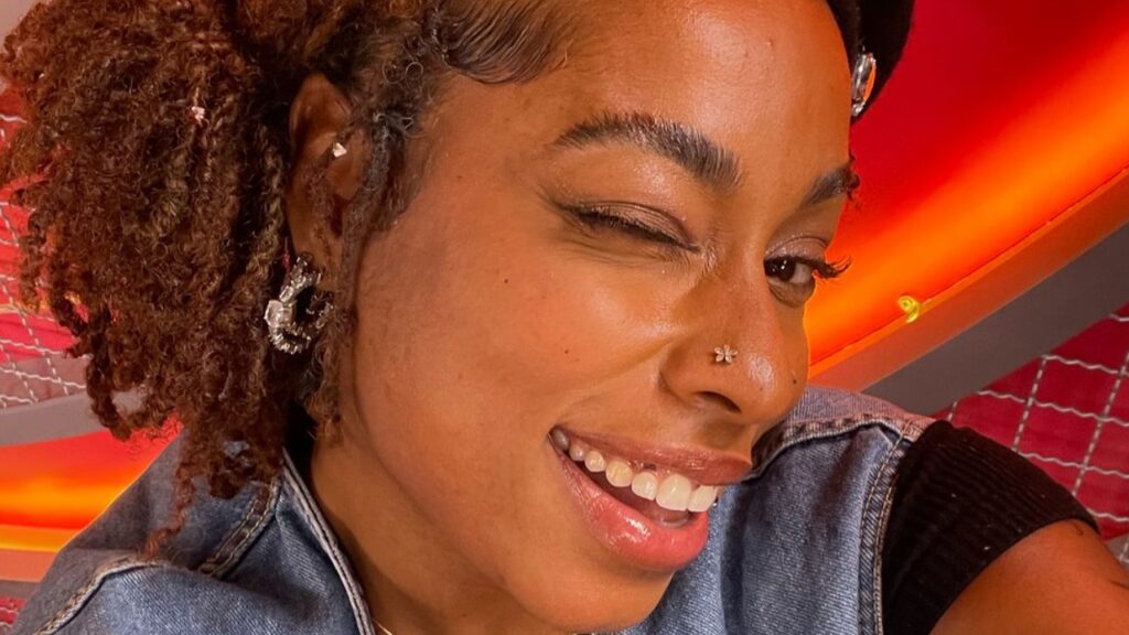 Thamiris causa climão em entrevista pós-reality show