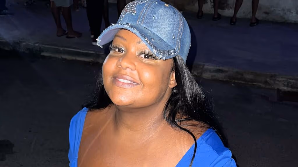 MC Carol impressiona com perda de peso após bariátrica