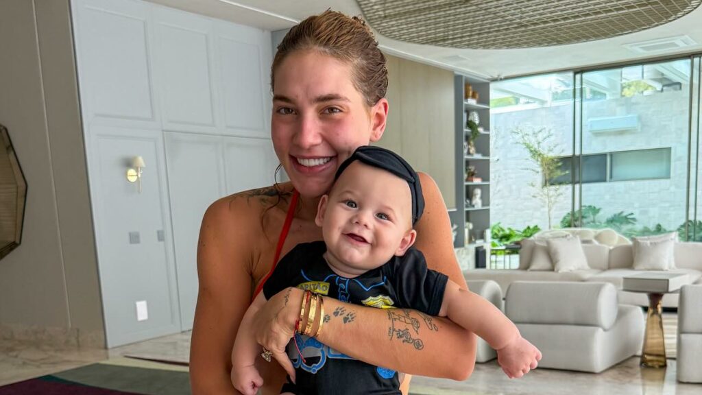 Viagem de Virginia Fonseca é adiada devido a saúde do filho